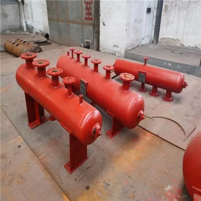 四方台分集水器安装高度